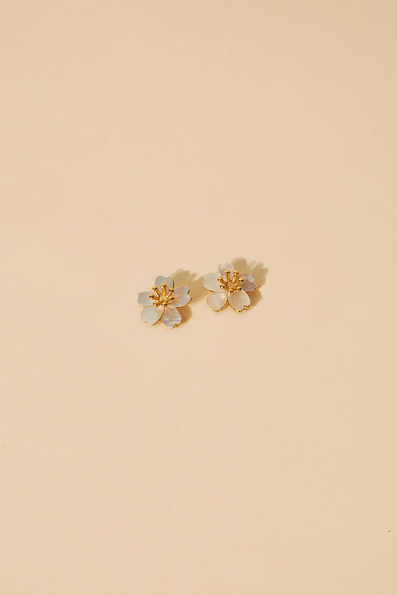 Faye earrings · Allegra ·