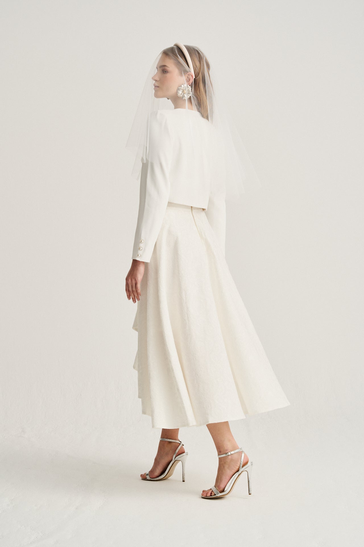 Cape de mariée Mila · AMOUR ·