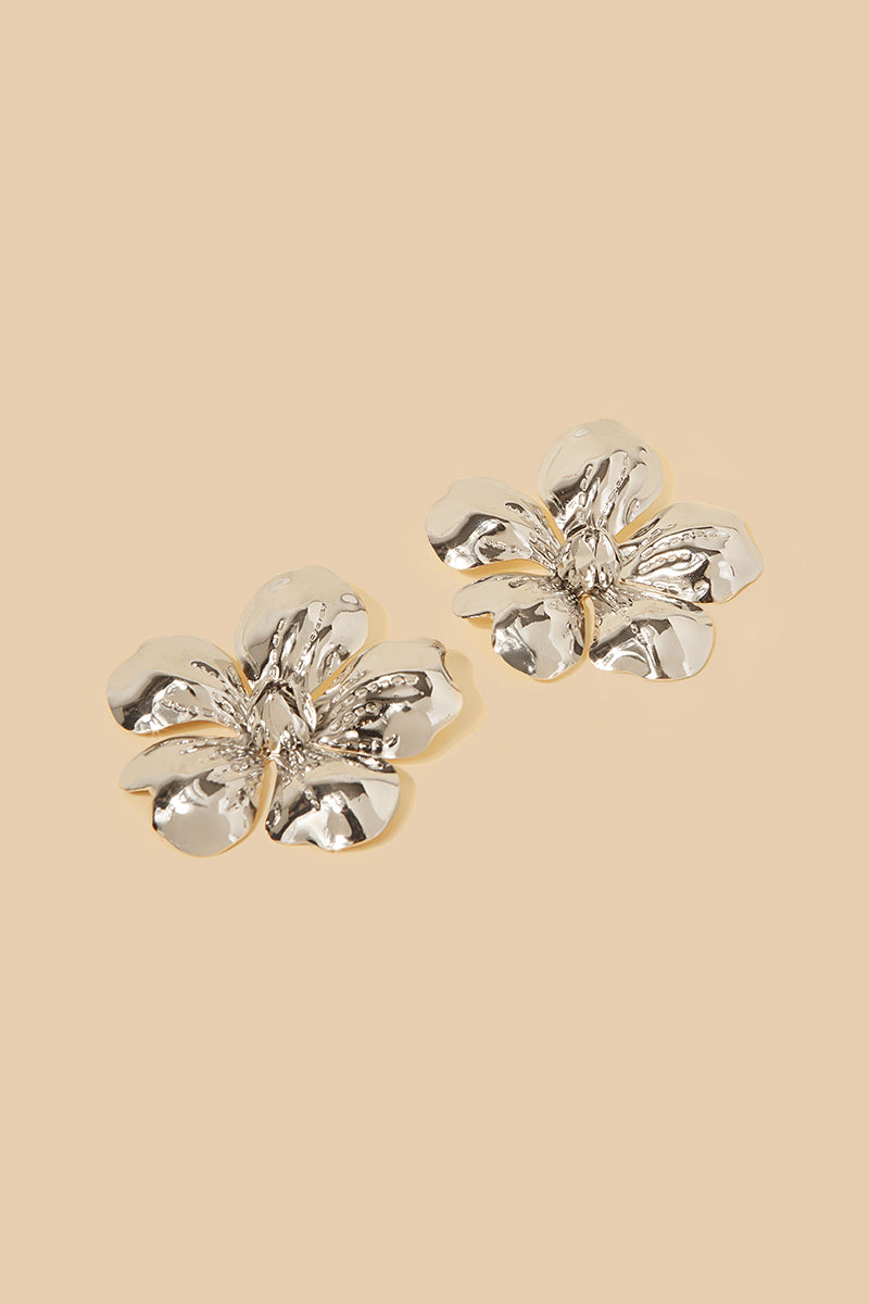 Silver Flower Earrings · Allegra ·