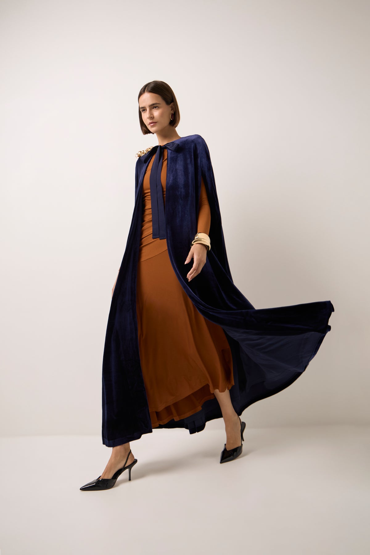 Cape en velours Margaret Navy · Muse ·