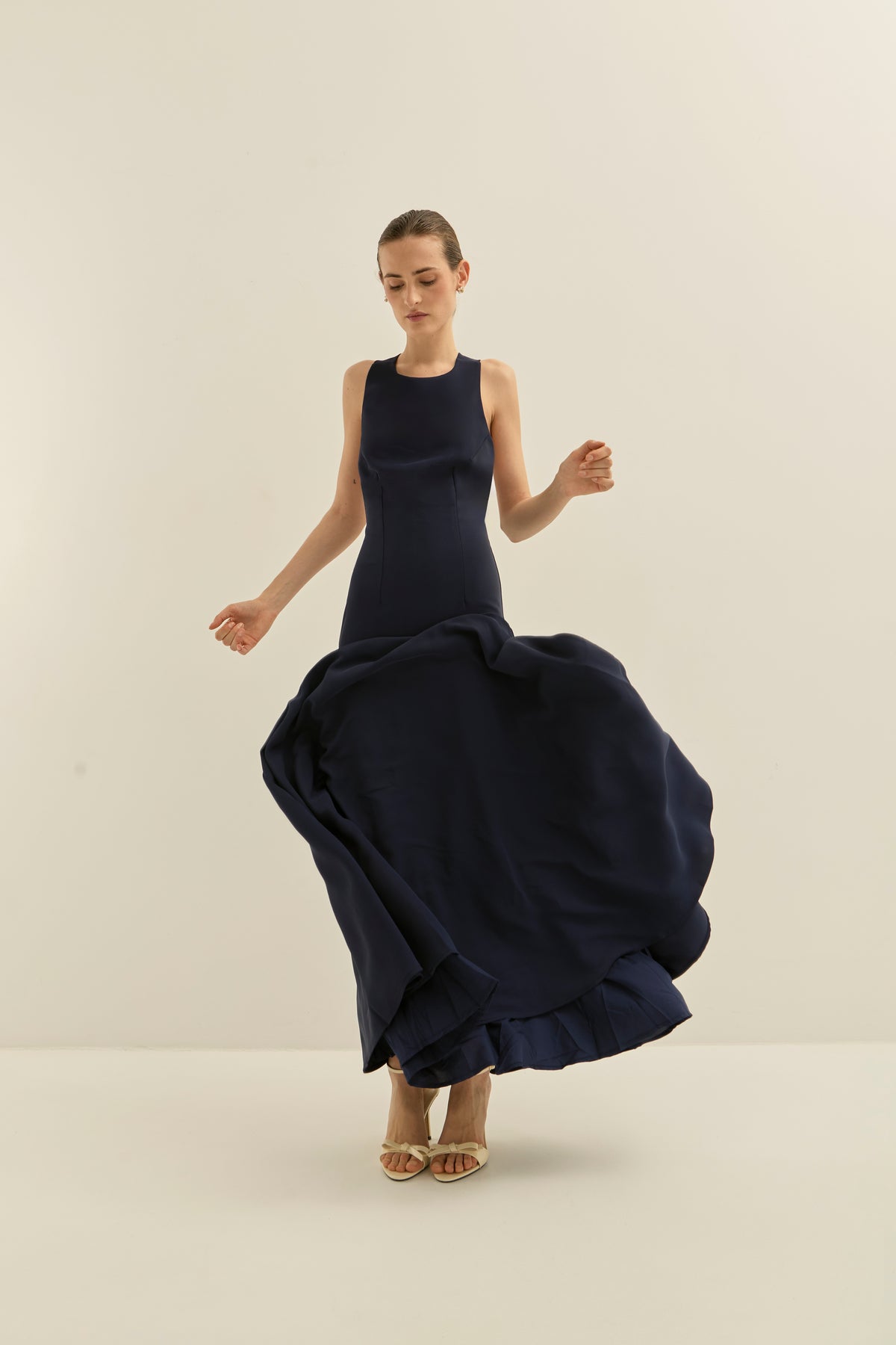 Robe Jasmina Navy · Allure ·