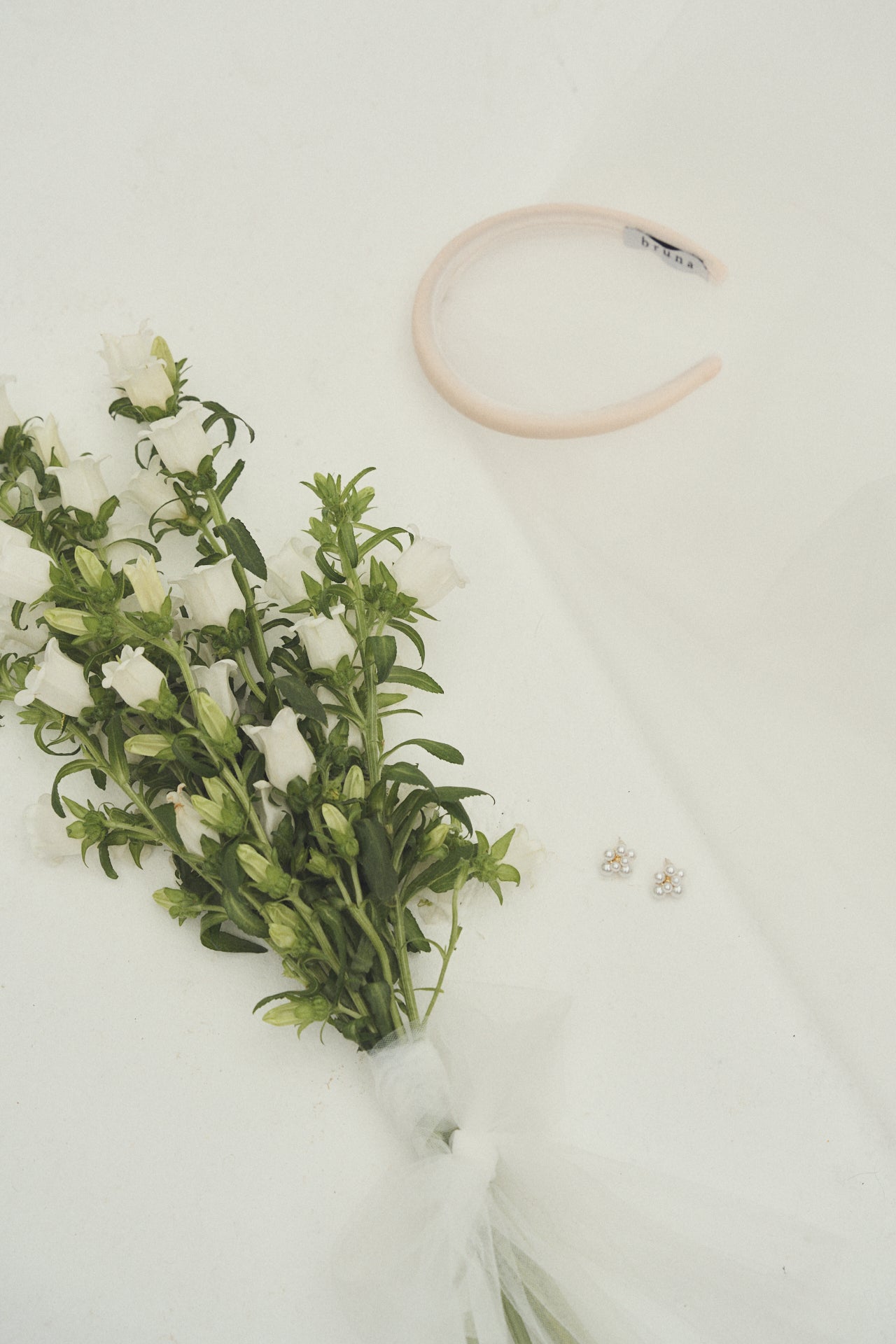 Diadema Terciopelo Ivory · Love ·