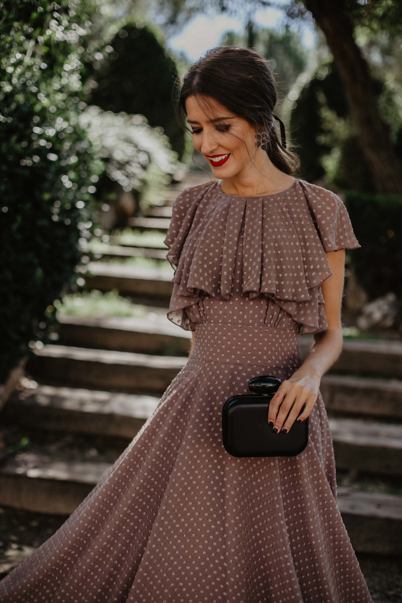 Clutch Box Hueso Negro · Lady B · - Bruna