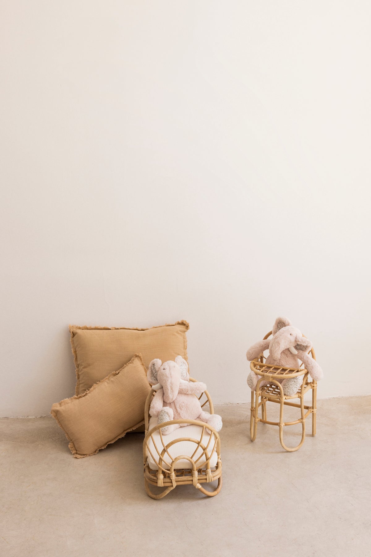 Cuna de Ratan Toys · Deco · - Bruna