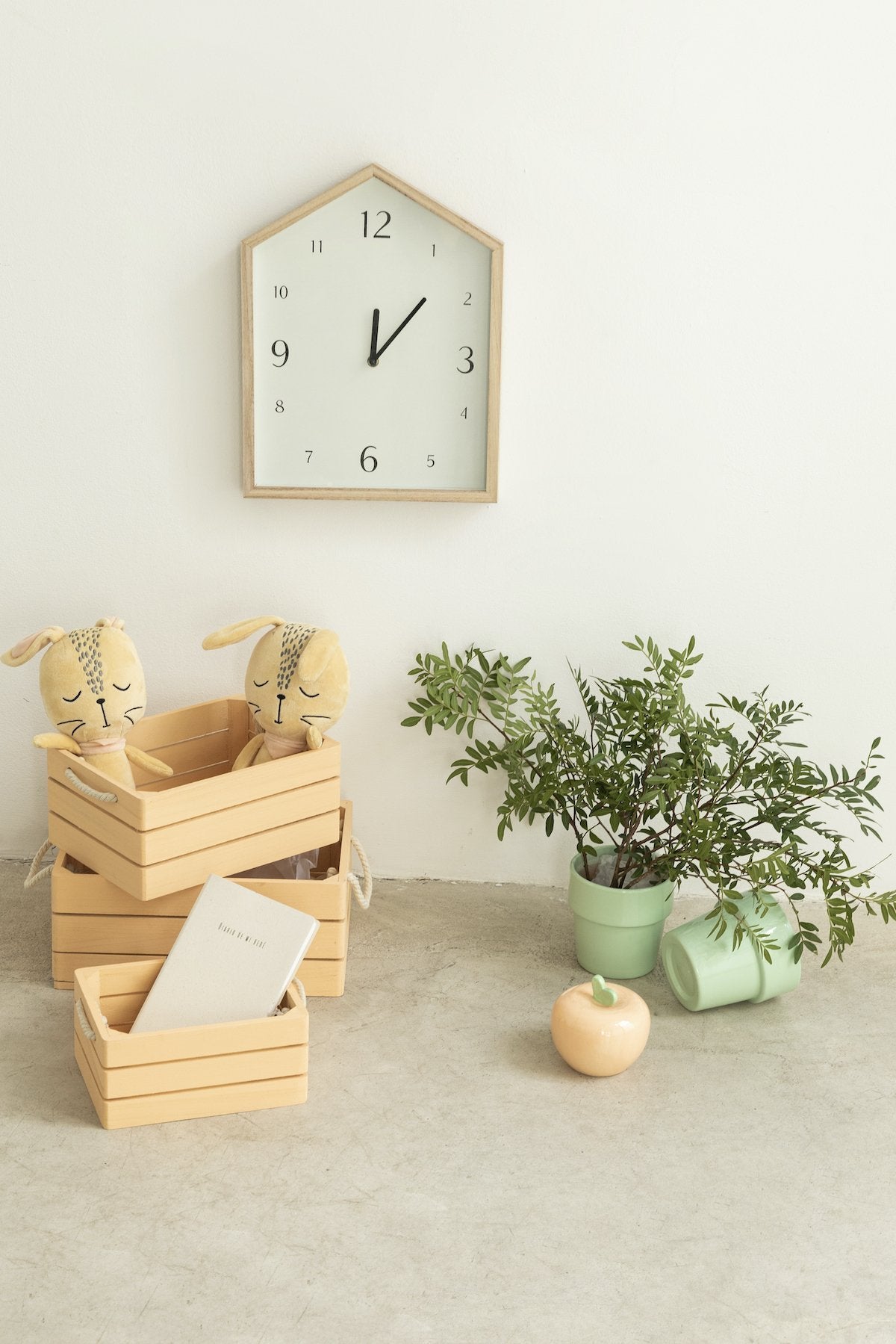 Reloj Casita Ivory · Deco · - Bruna