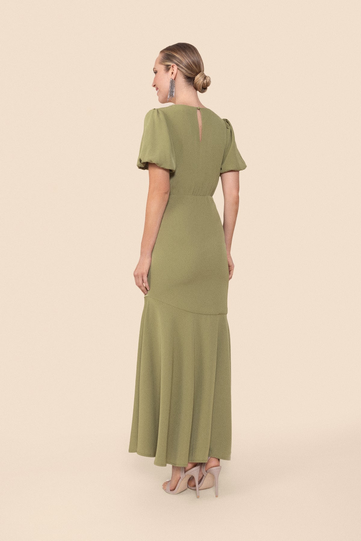 Vestido Aurora Oliva · Muse · - Bruna