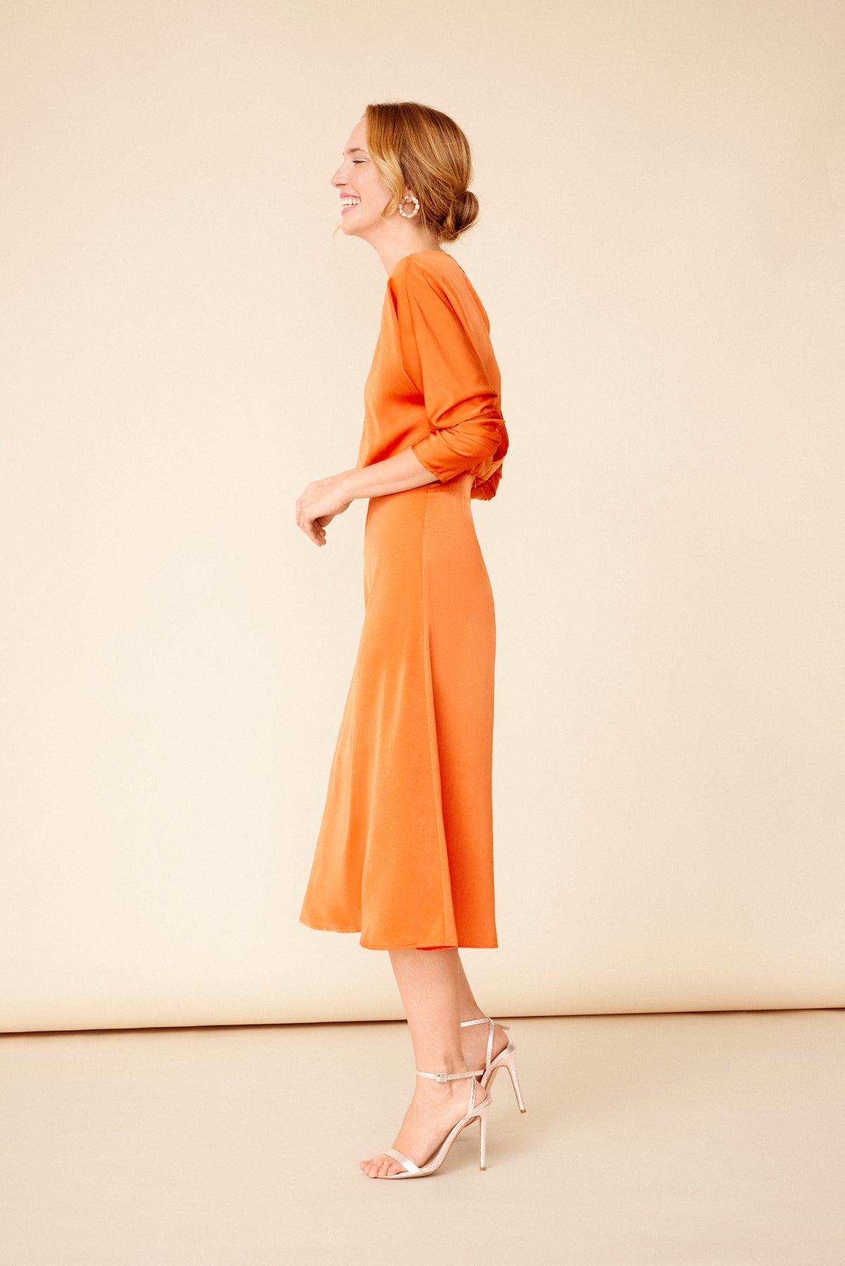 Vestido Genevieve Rust · Wisteria · - Bruna