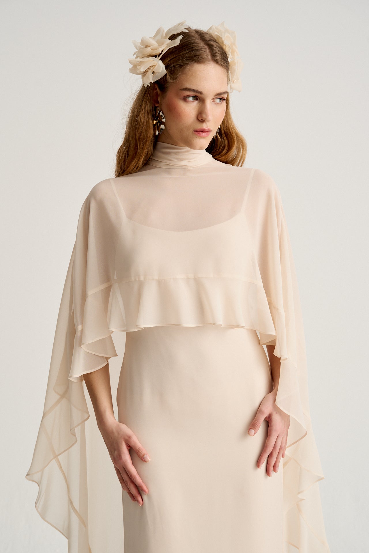 Danielle Bridal Cape · LOVE ·