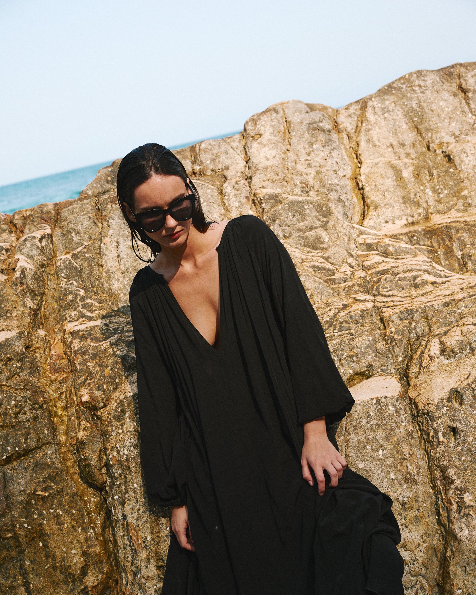 Arizona Black Sunglasses · Beach · 