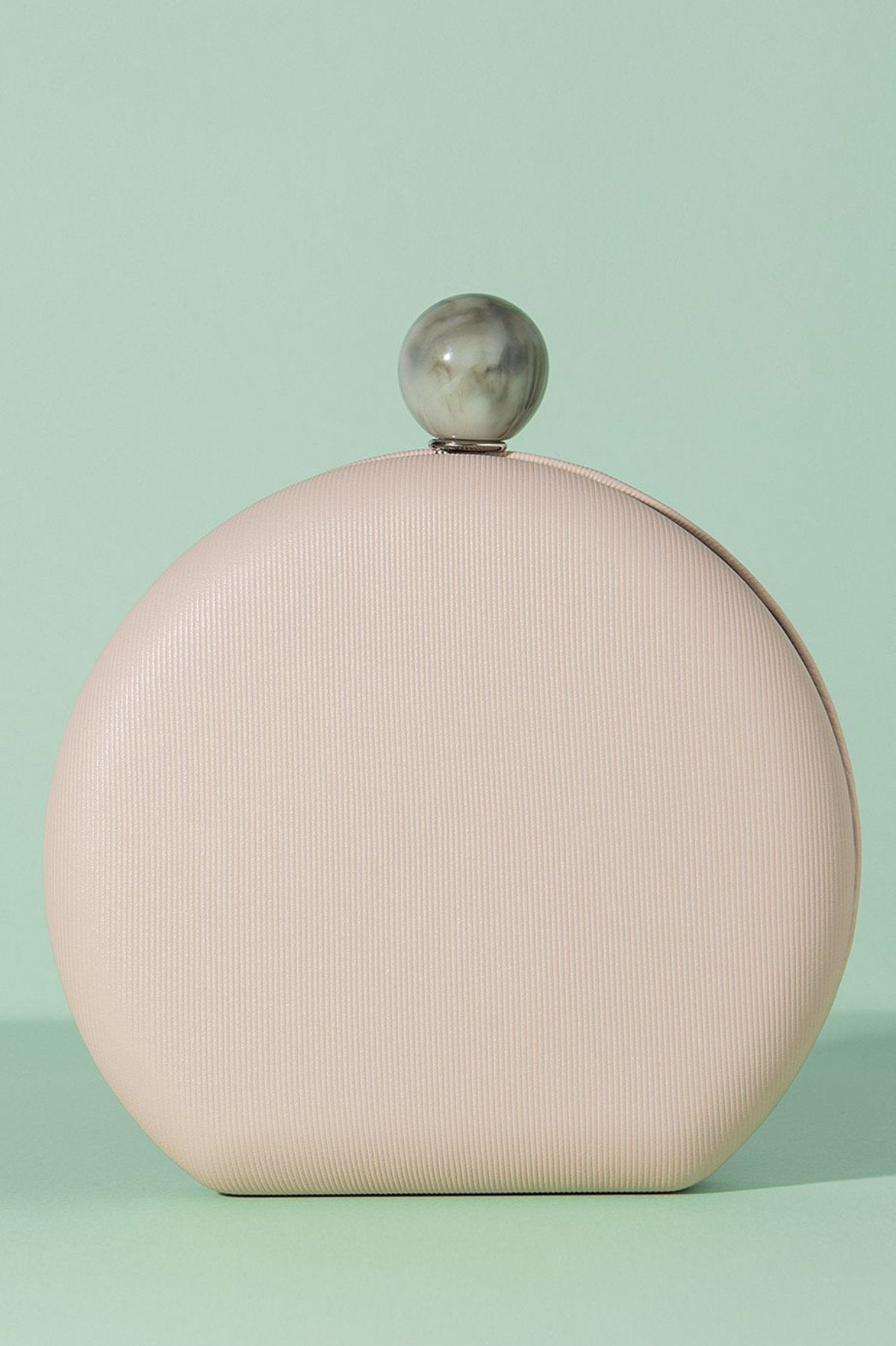 Clutch PillBox Hueso Rosa Claro · Pretty in Pink · - Bruna