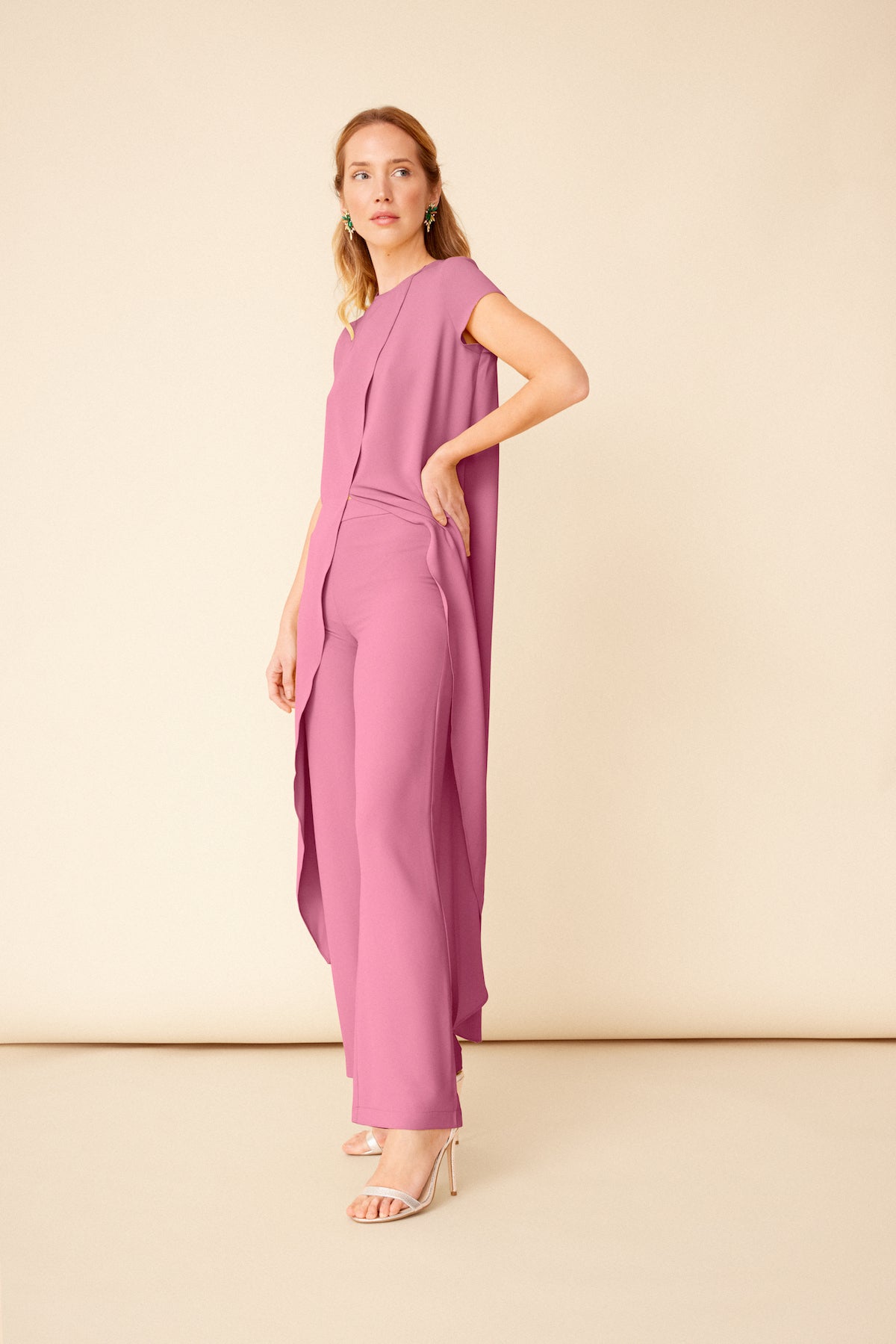 Conjunto Top Maca + Pantalon Lisa Berry · Wisteria · - Bruna