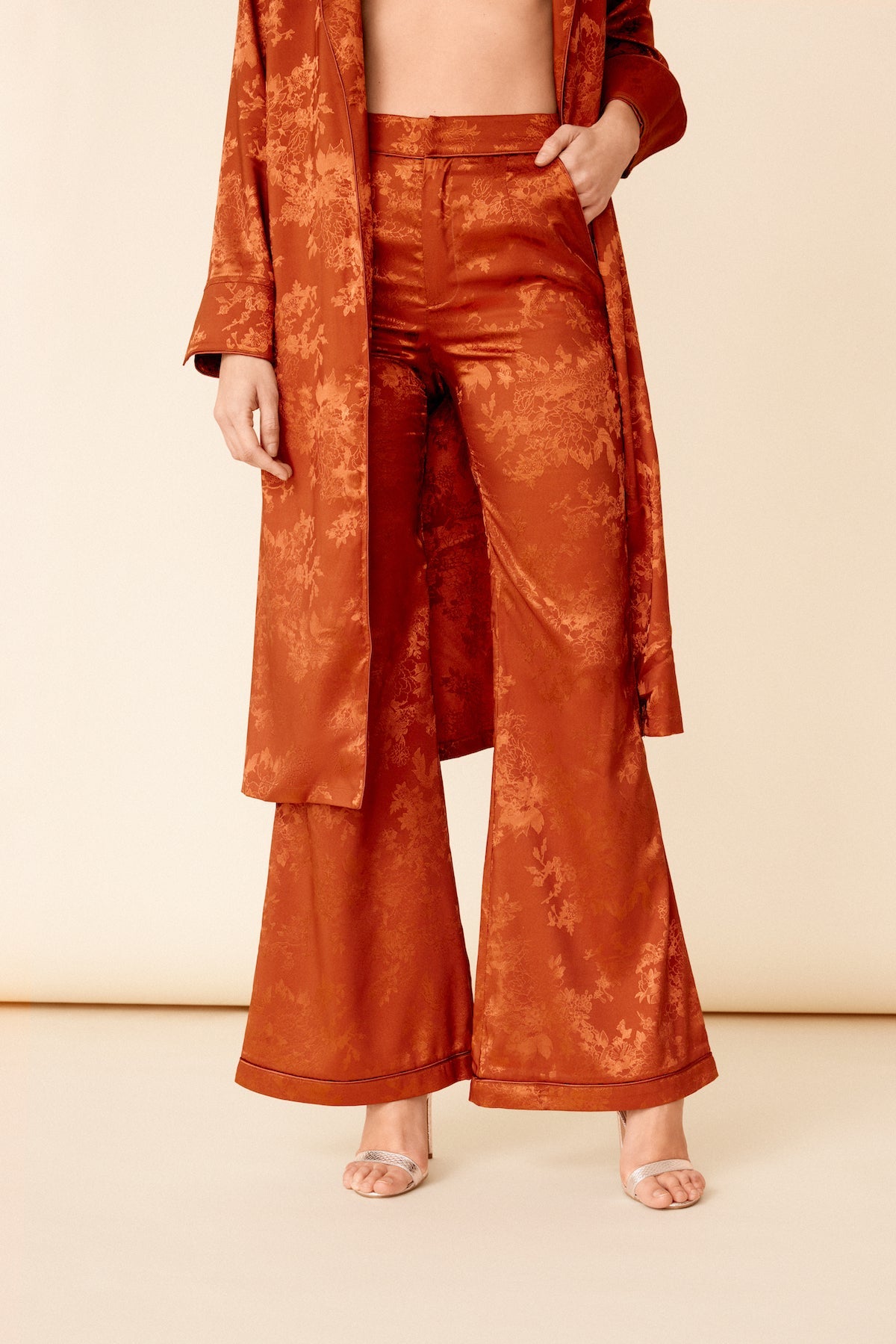 Traje Chaqueta Arissa + Pantalon Kumi Rust · Wisteria · - Bruna